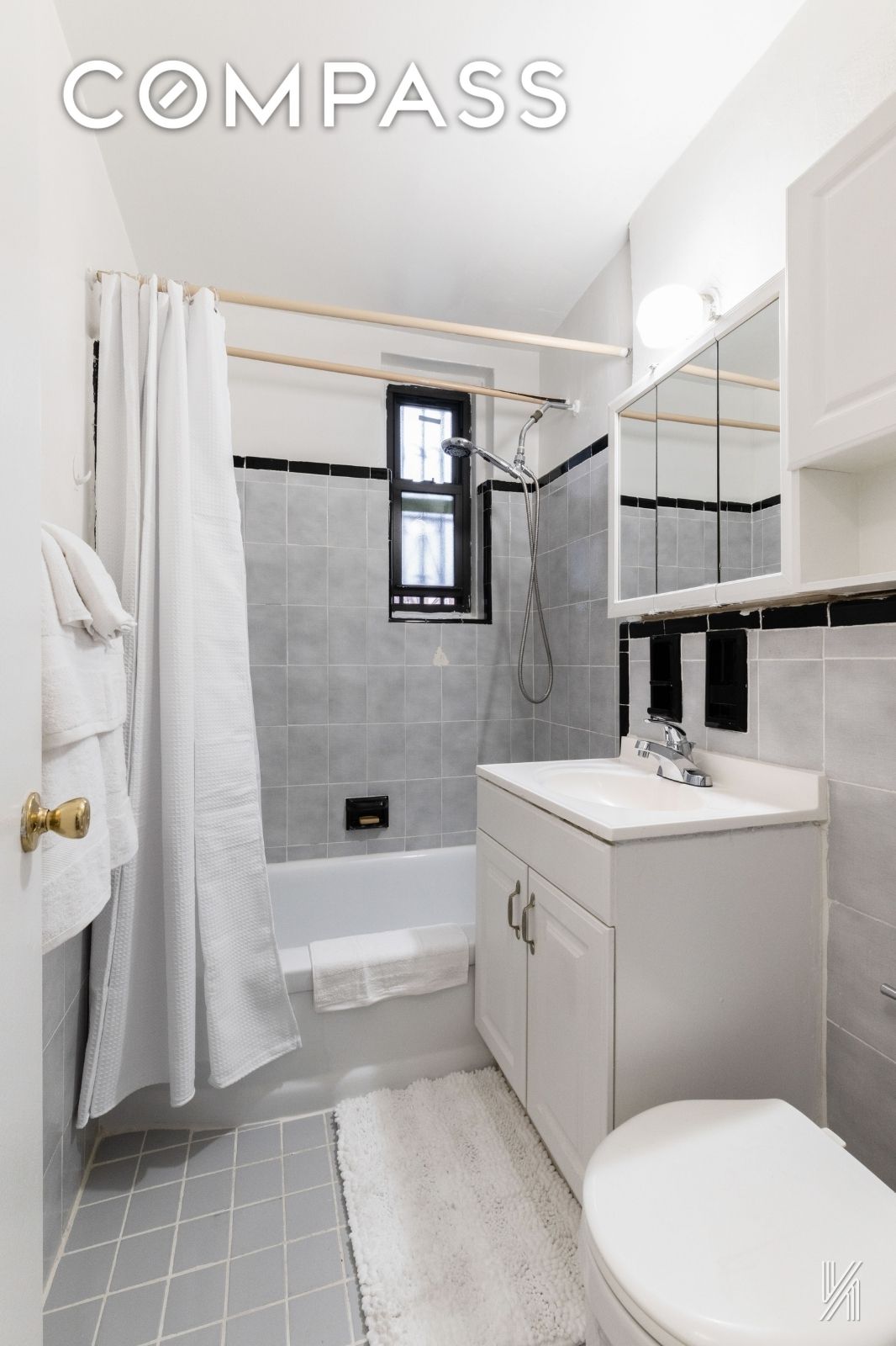 #16 photo, 33-24 Junction Boulevard, जैक्सन हाइट्स Jackson Heights , NY 11372