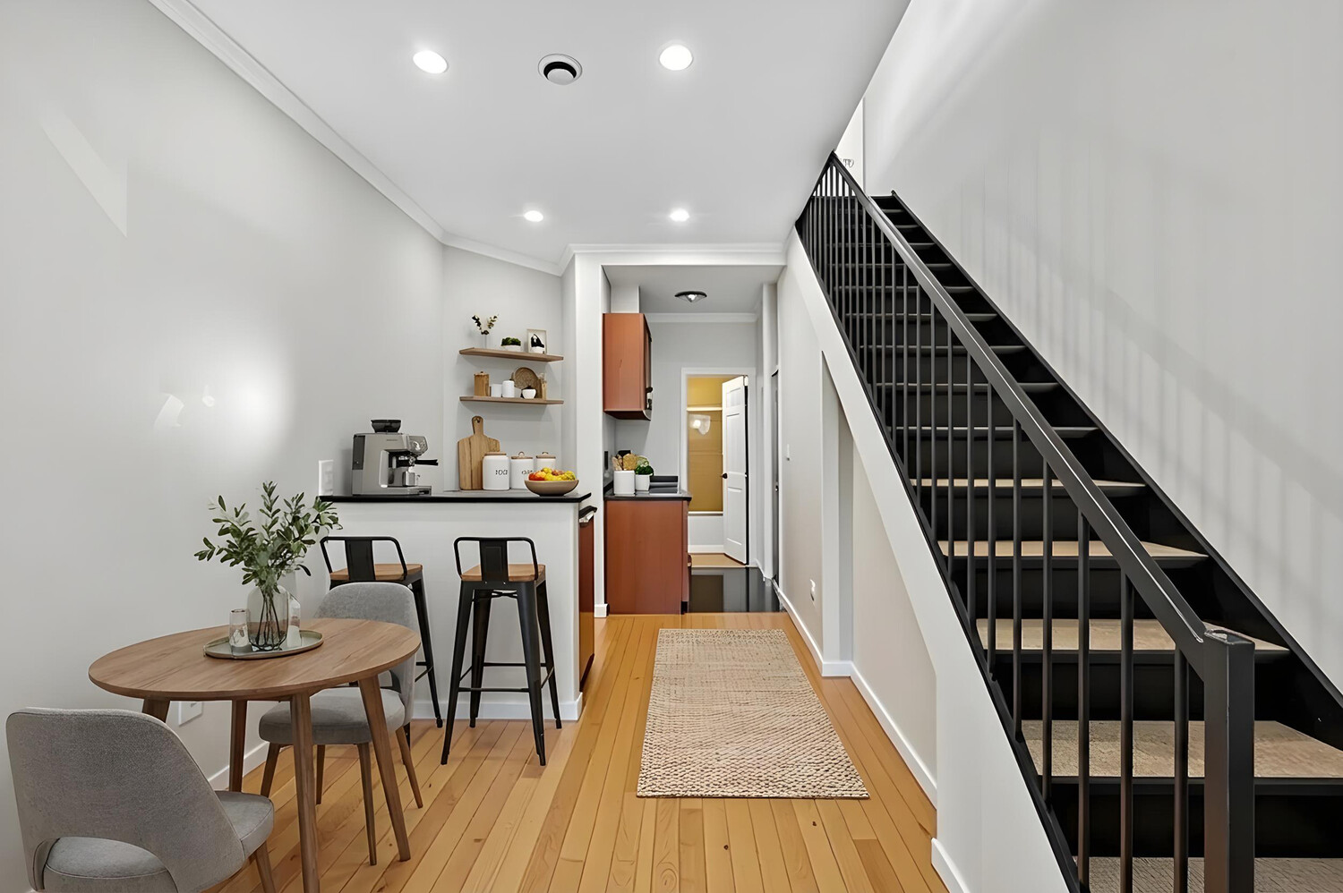 #12 photo, 319 E 90TH Street, Yorkville , NY 10128