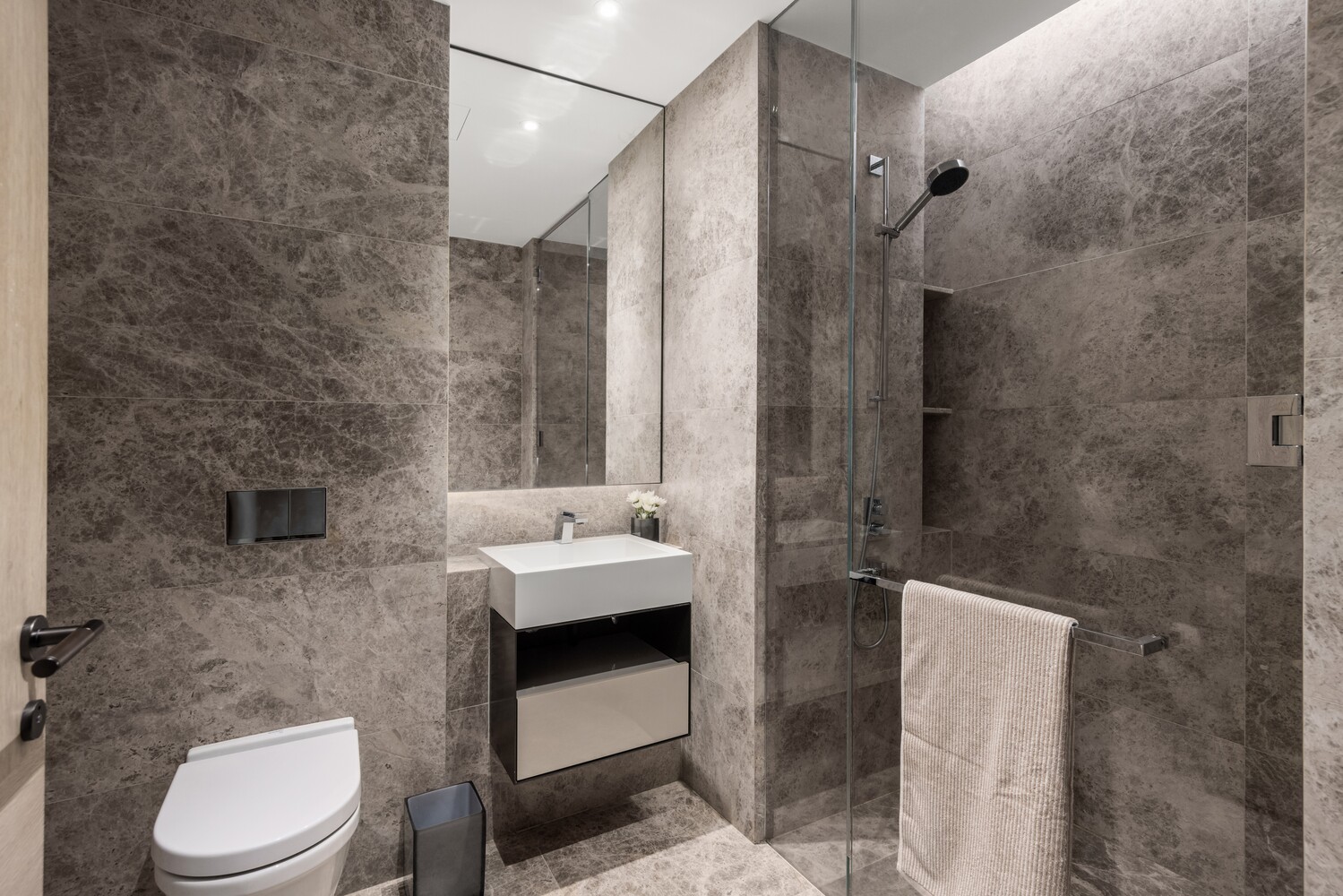 #13 photo, 522 W 29TH Street, Chelsea , NY 10001