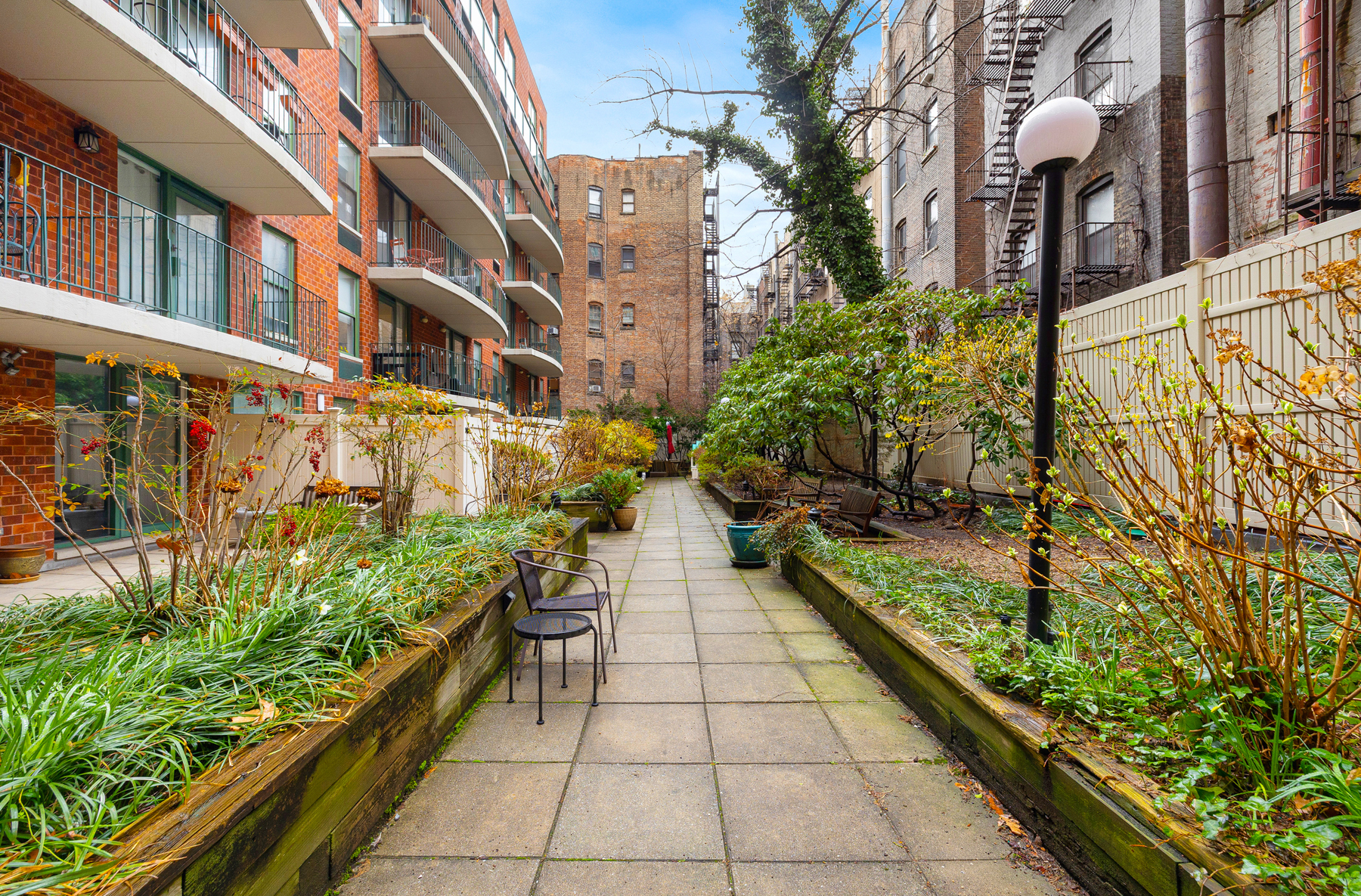 #10 photo, 2250 Broadway, मैनहटन Upper West Side , NY 10024