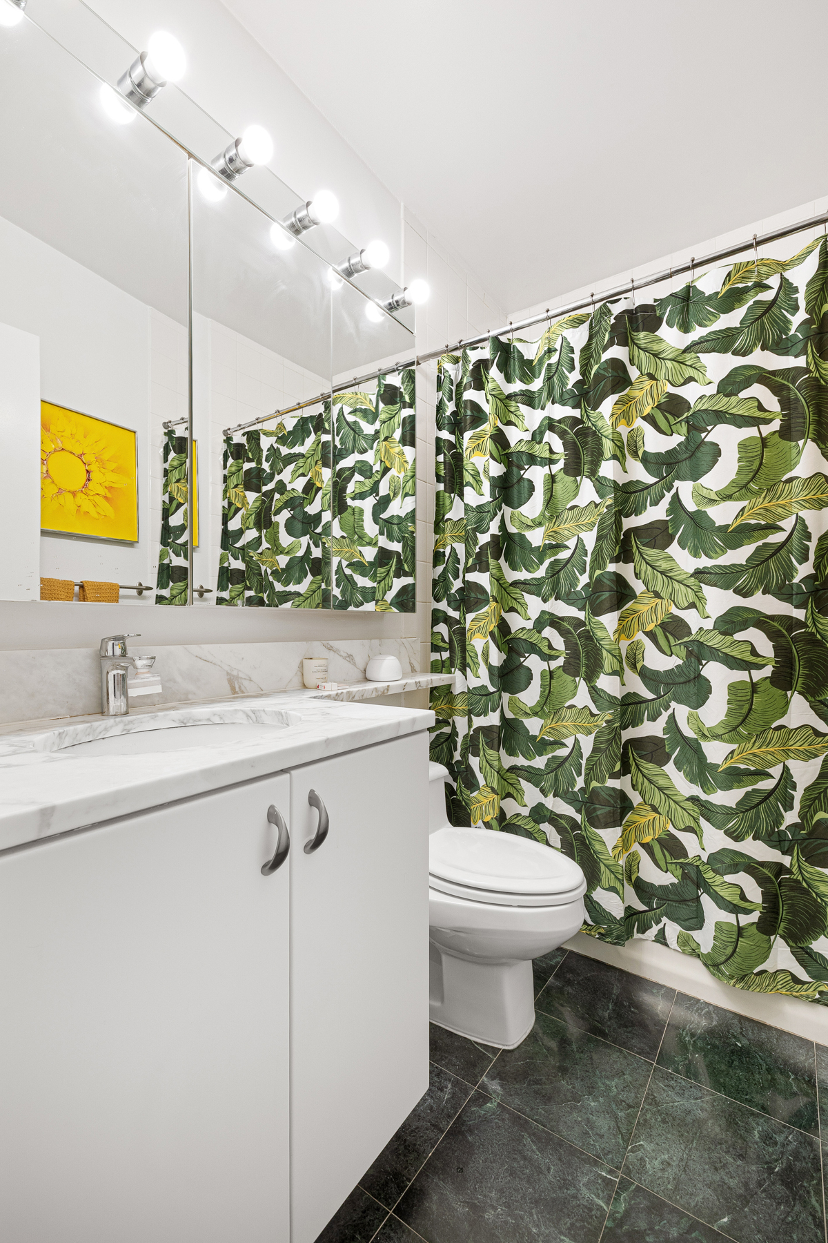 #7 photo, 2250 Broadway, मैनहटन Upper West Side , NY 10024