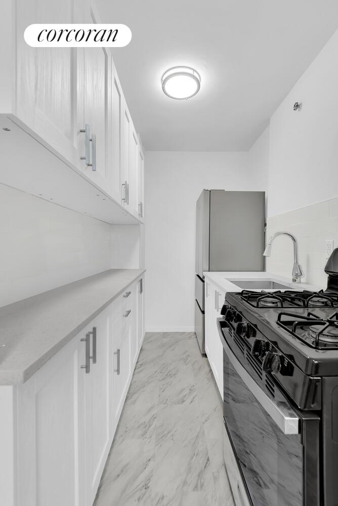 #5 photo, 2420 MORRIS Avenue, Fordham , NY 10468