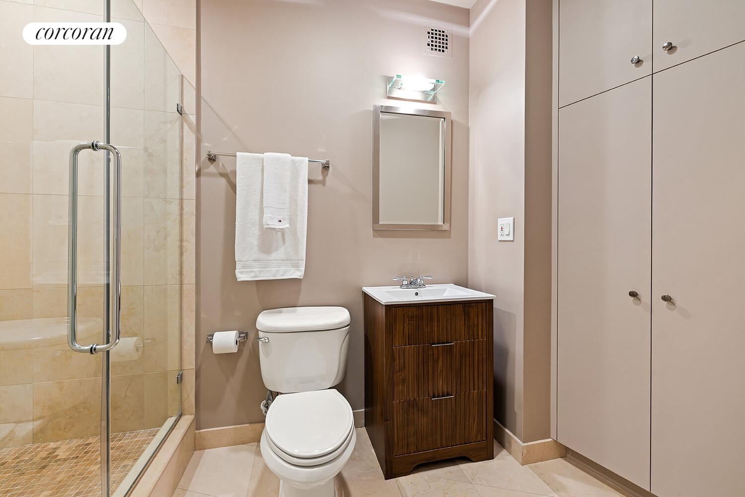 #12 photo, 75 LIVINGSTON Street, Brooklyn Heights , NY 11201