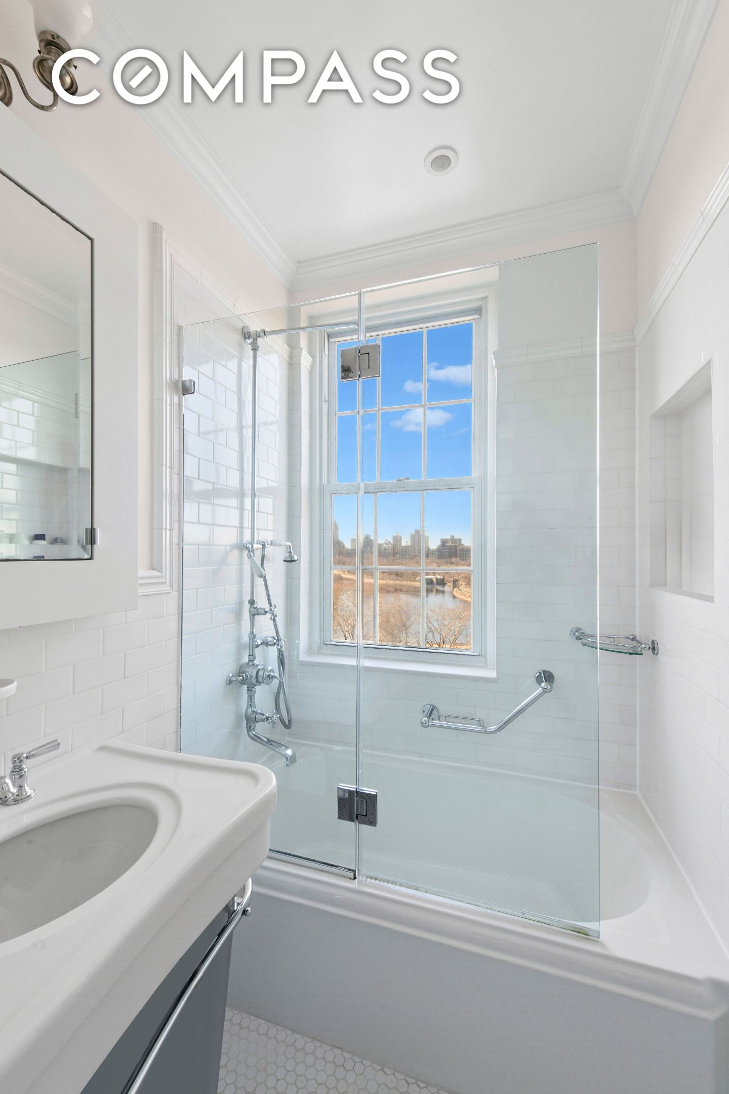 #13 photo, 1140 5th Avenue, Upper East Side , NY 10128