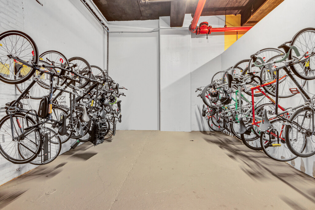 #16 photo, 689 MYRTLE Avenue, Bedford-Stuyvesant , NY 11205