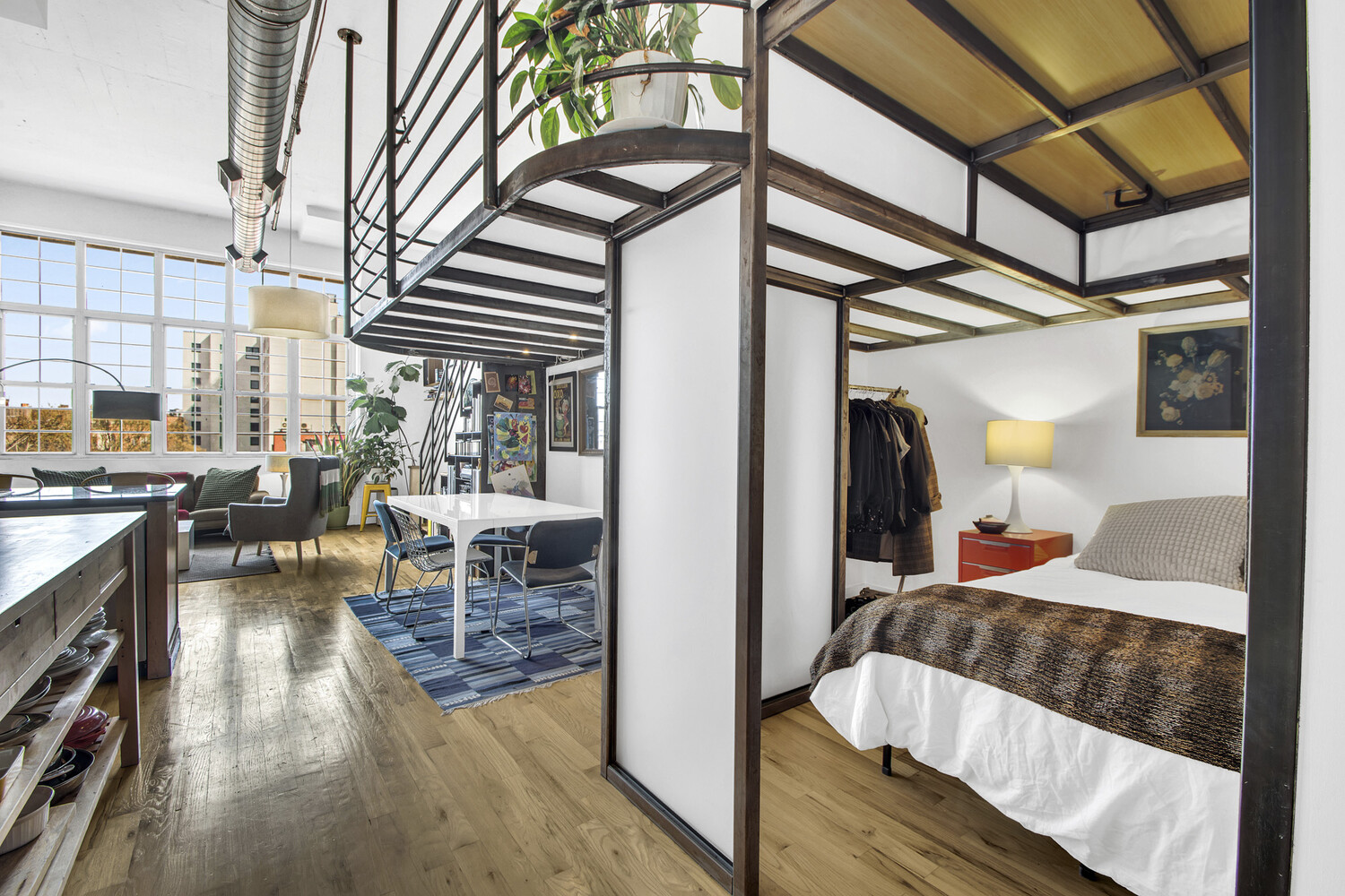 #4 photo, 689 MYRTLE Avenue, Bedford-Stuyvesant , NY 11205