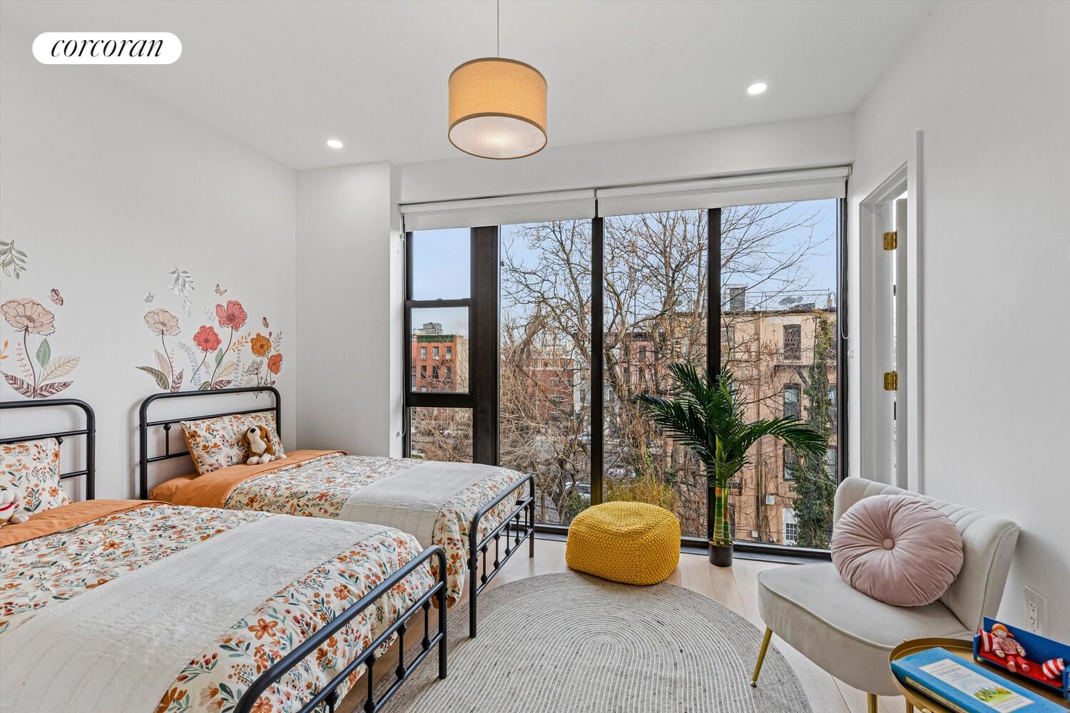 #7 photo, 697 MONROE Street, Stuyvesant Heights , NY 11221