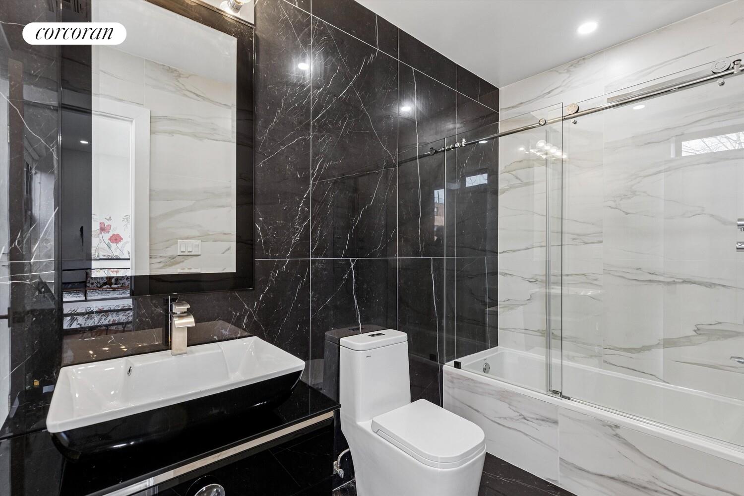 #8 photo, 697 MONROE Street, Stuyvesant Heights , NY 11221