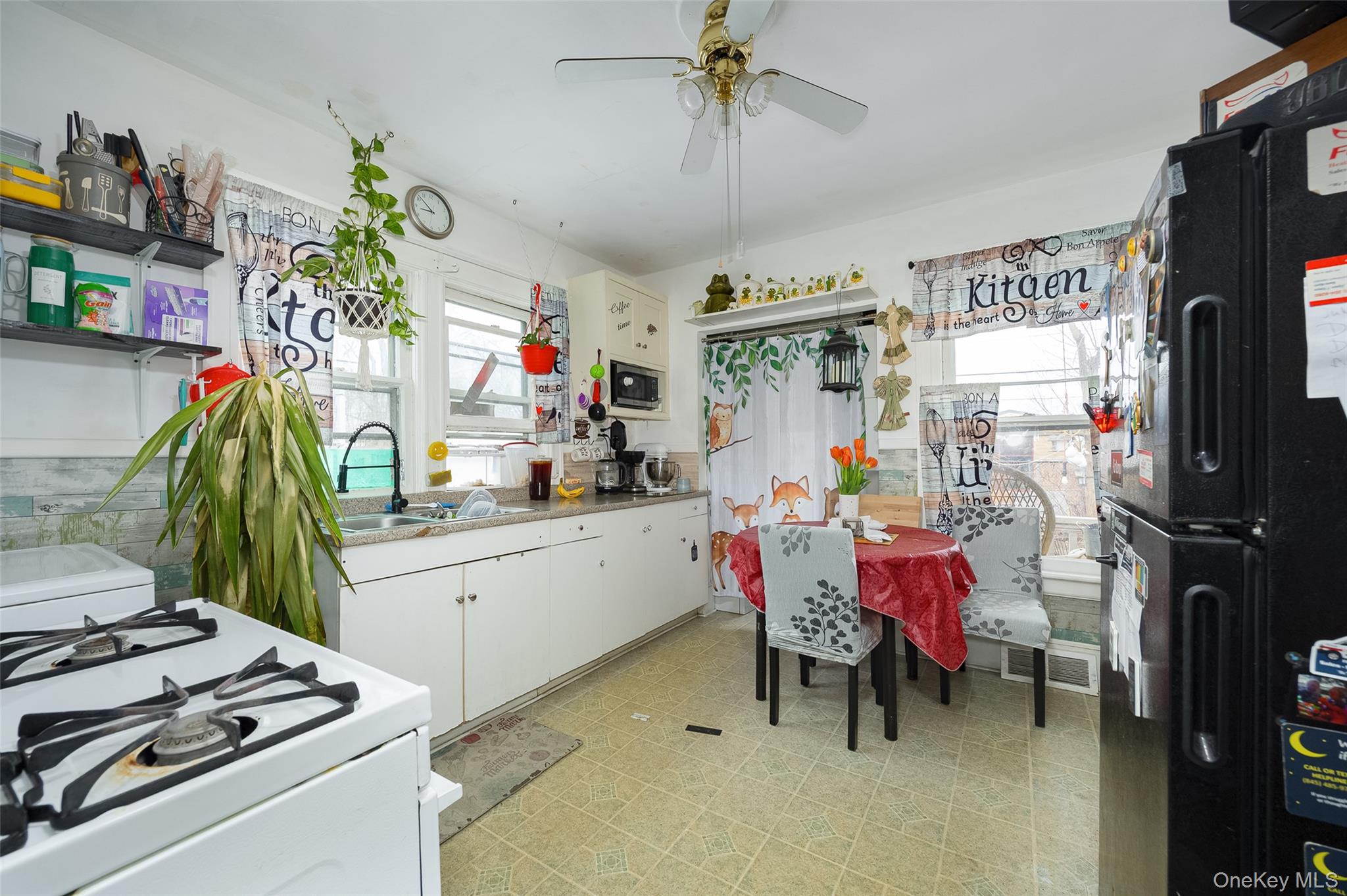 #8 photo, 42 Manitou Avenue, 紐約州 Poughkeepsie , NY 12603