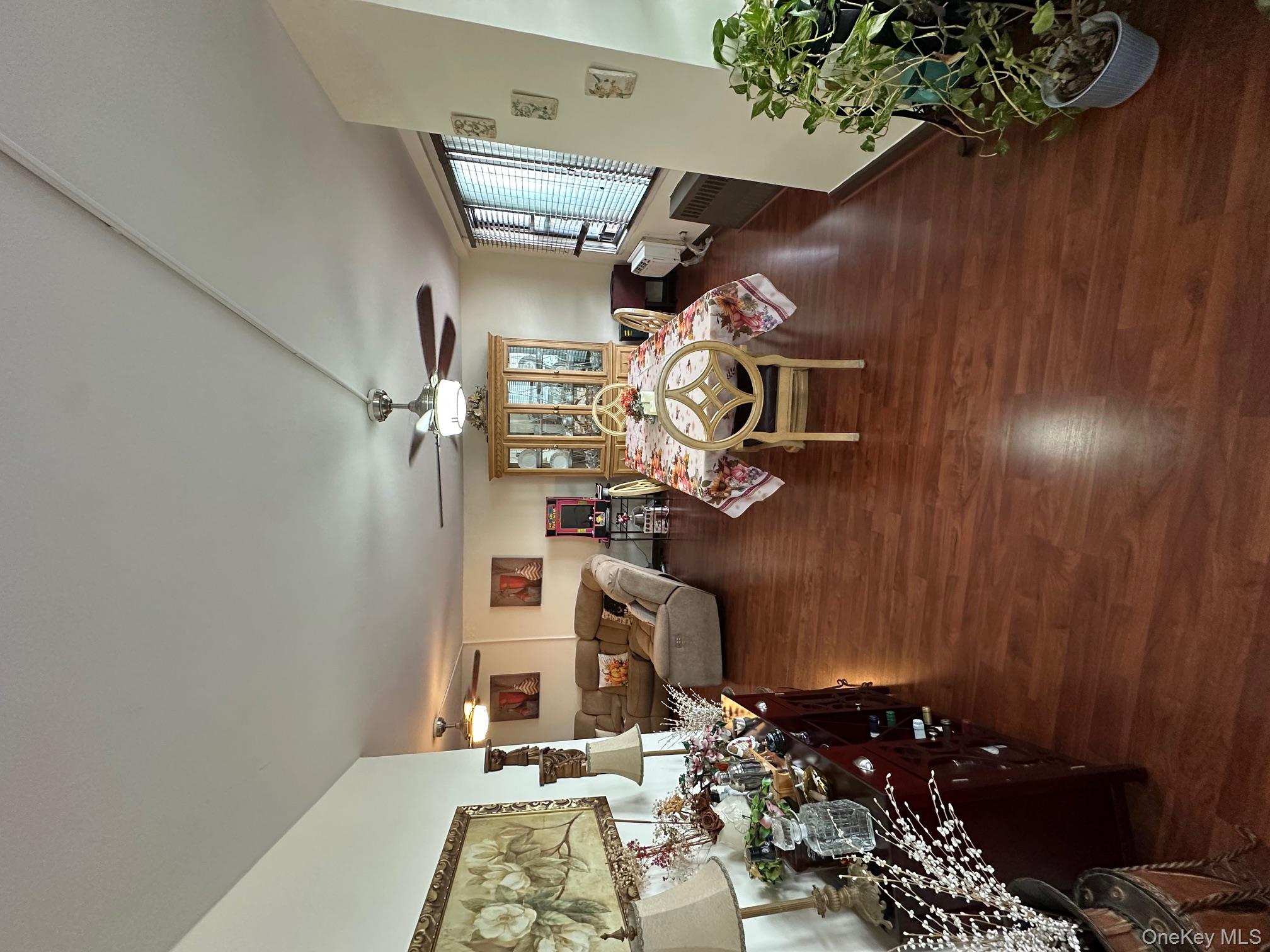 #10 photo, 3121 middletown Road, 布朗士 Bronx , NY 10461