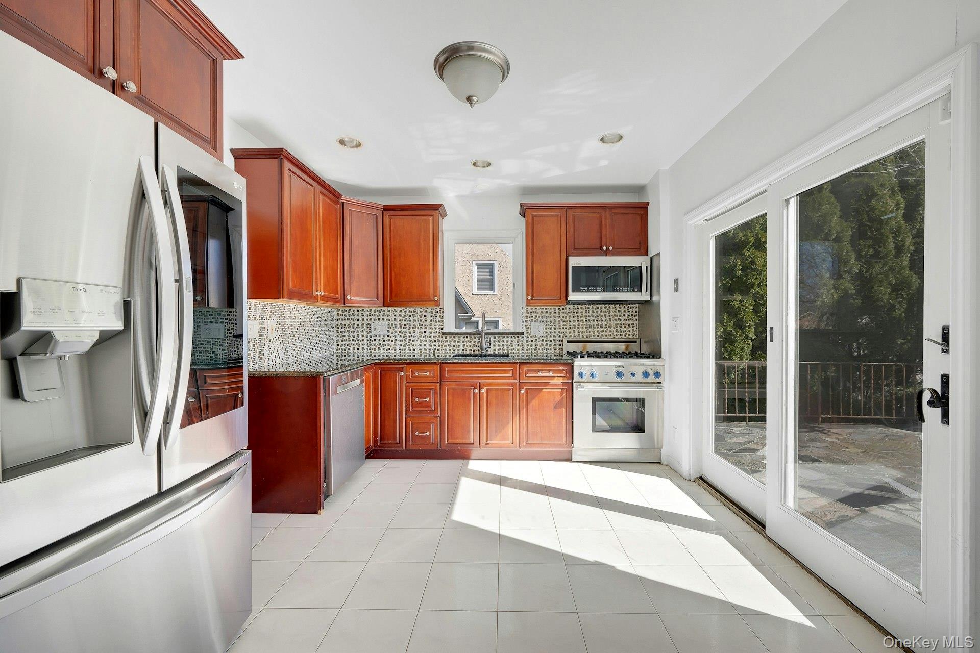 #12 photo, 156 Park Drive, Eastchester , NY 10709