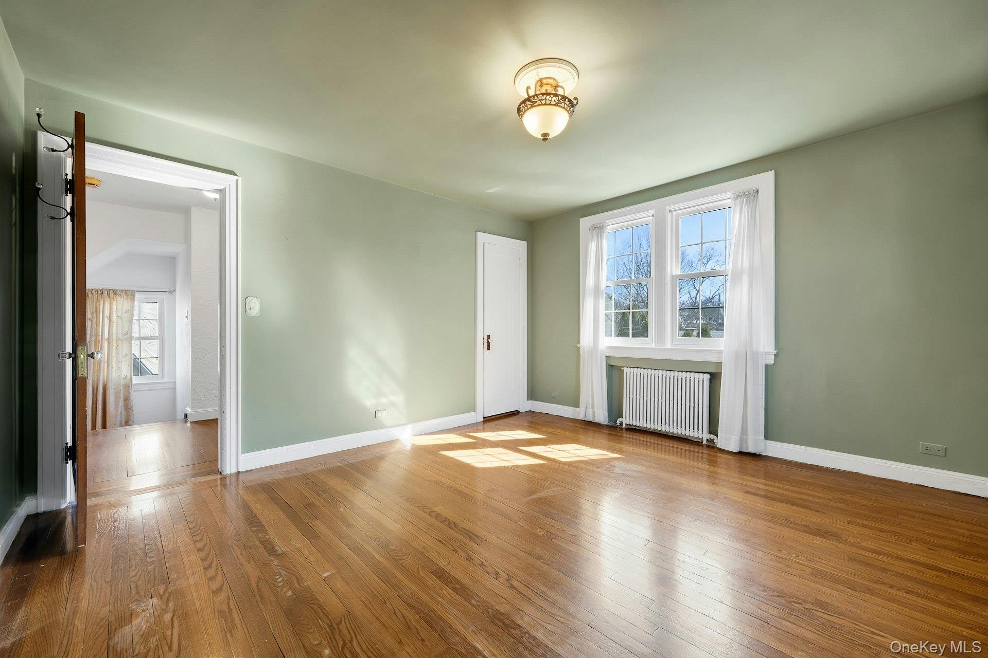 #19 photo, 156 Park Drive, Eastchester , NY 10709