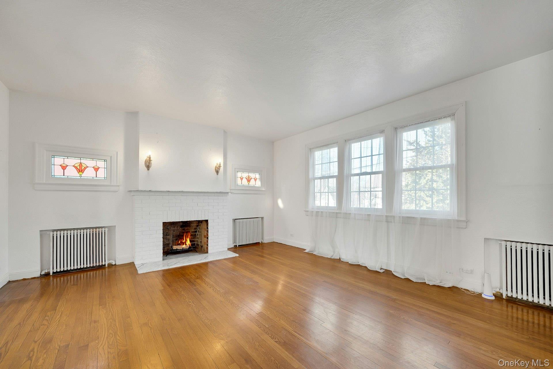 #4 photo, 156 Park Drive, Eastchester , NY 10709