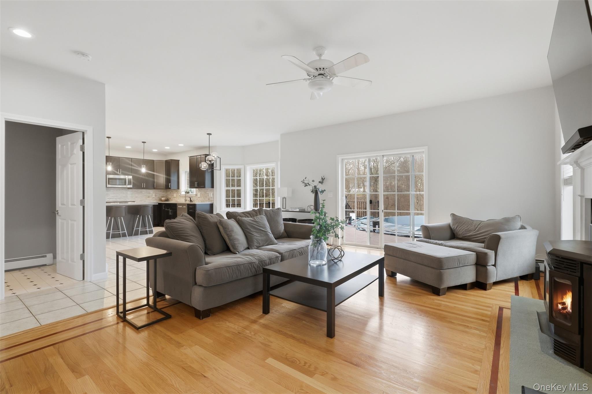 #12 photo, 48 Tower Road, 紐約州 Hopewell Junction , NY 12533