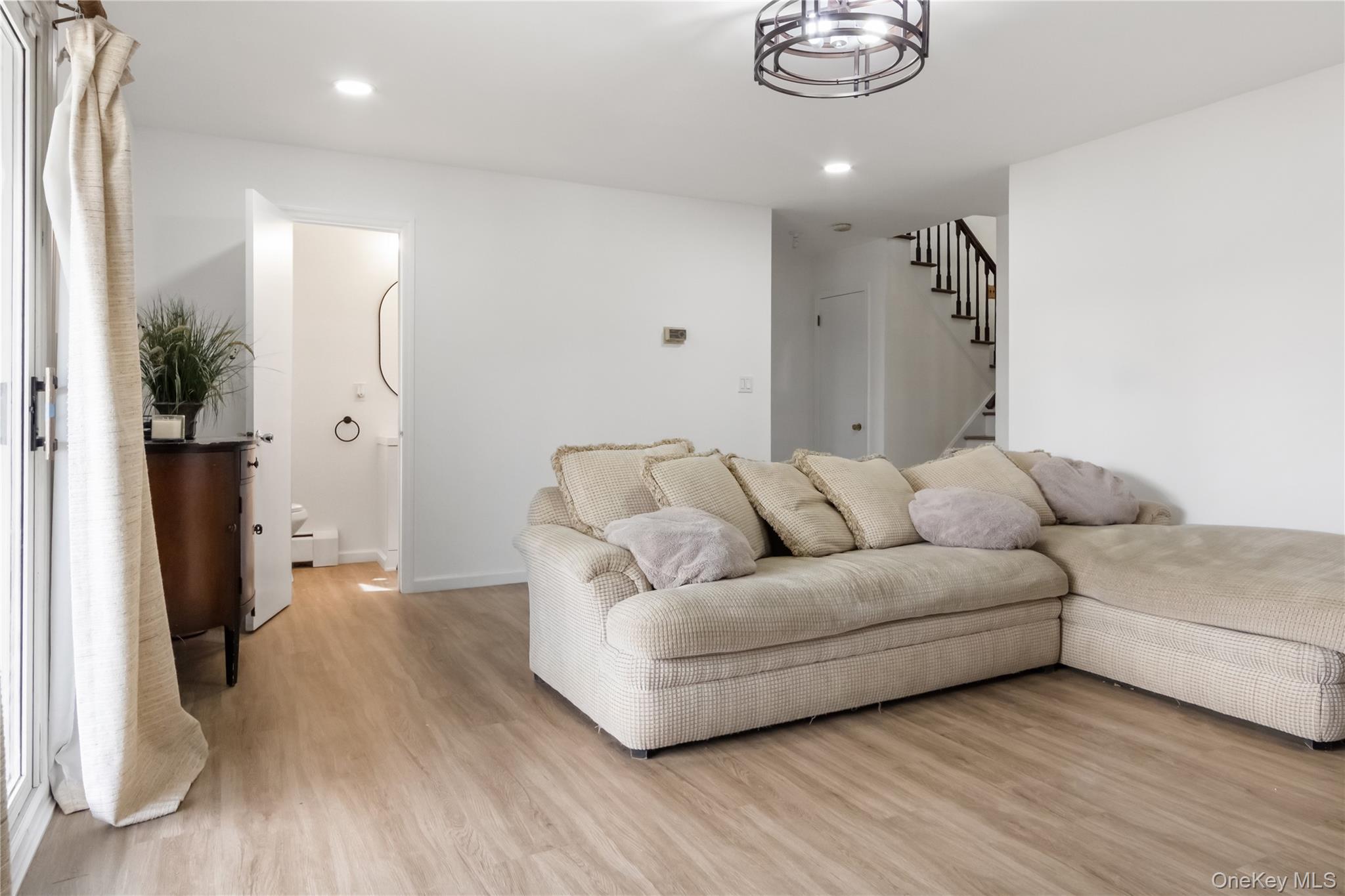 #20 photo, 284 Ridge Road, New City , NY 10956