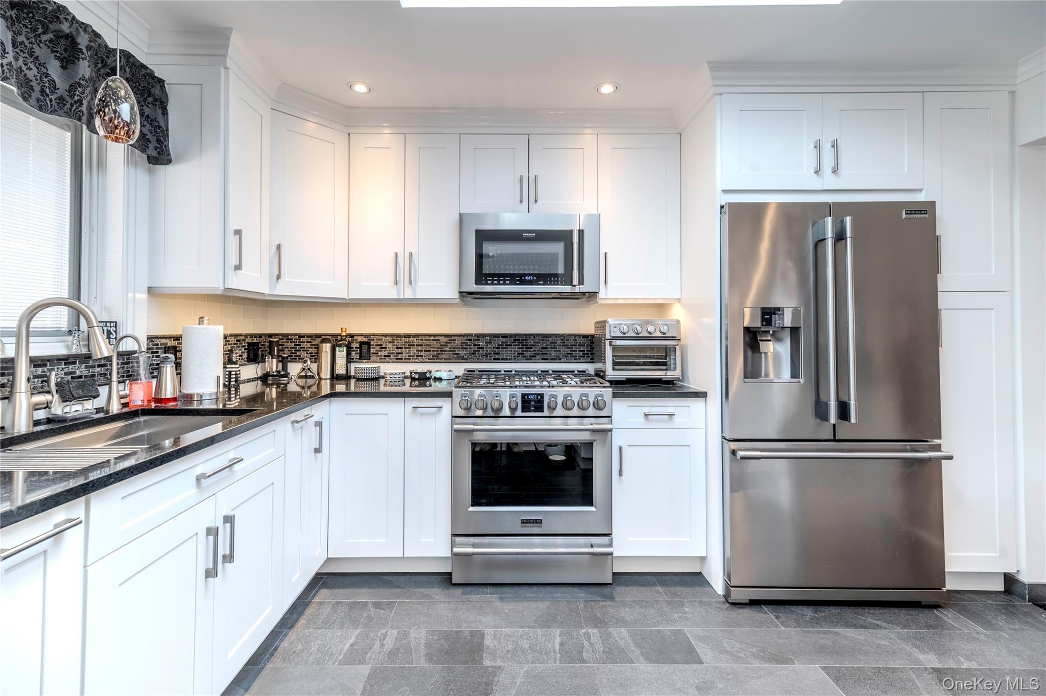 #10 photo, 325 149th Street, Whitestone , NY 11357