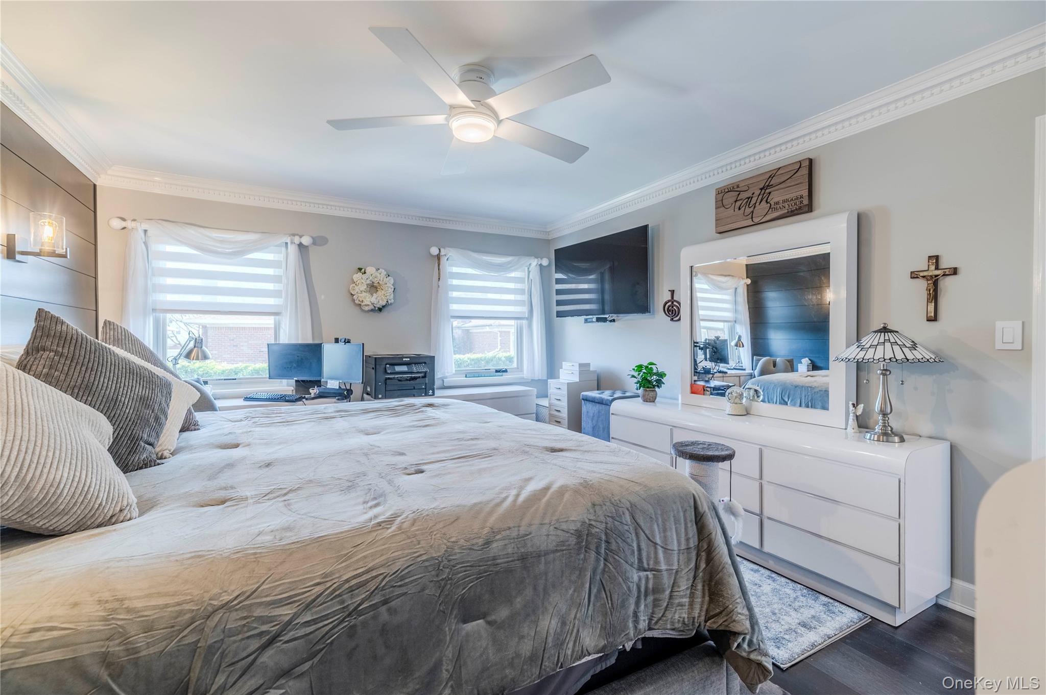 #19 photo, 325 149th Street, Whitestone , NY 11357