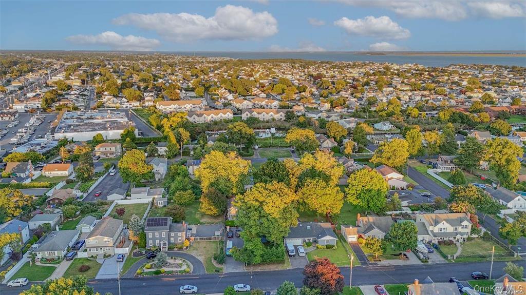 #17 photo, 45 Jervis Avenue, 东长岛 Copiague , NY 11726