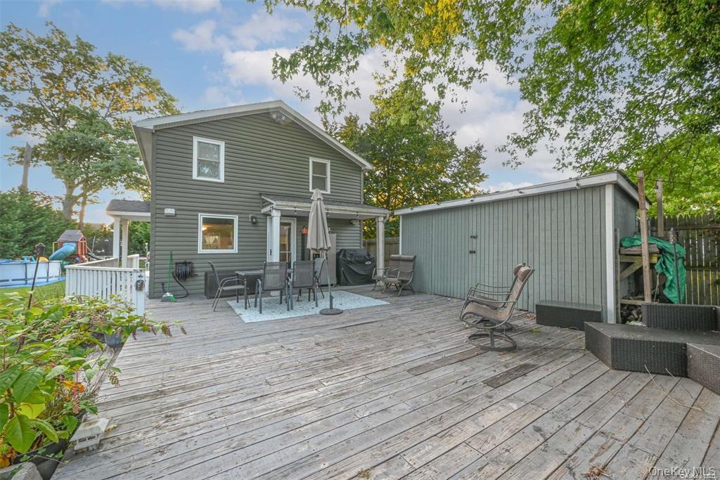 #20 photo, 45 Jervis Avenue, 东长岛 Copiague , NY 11726