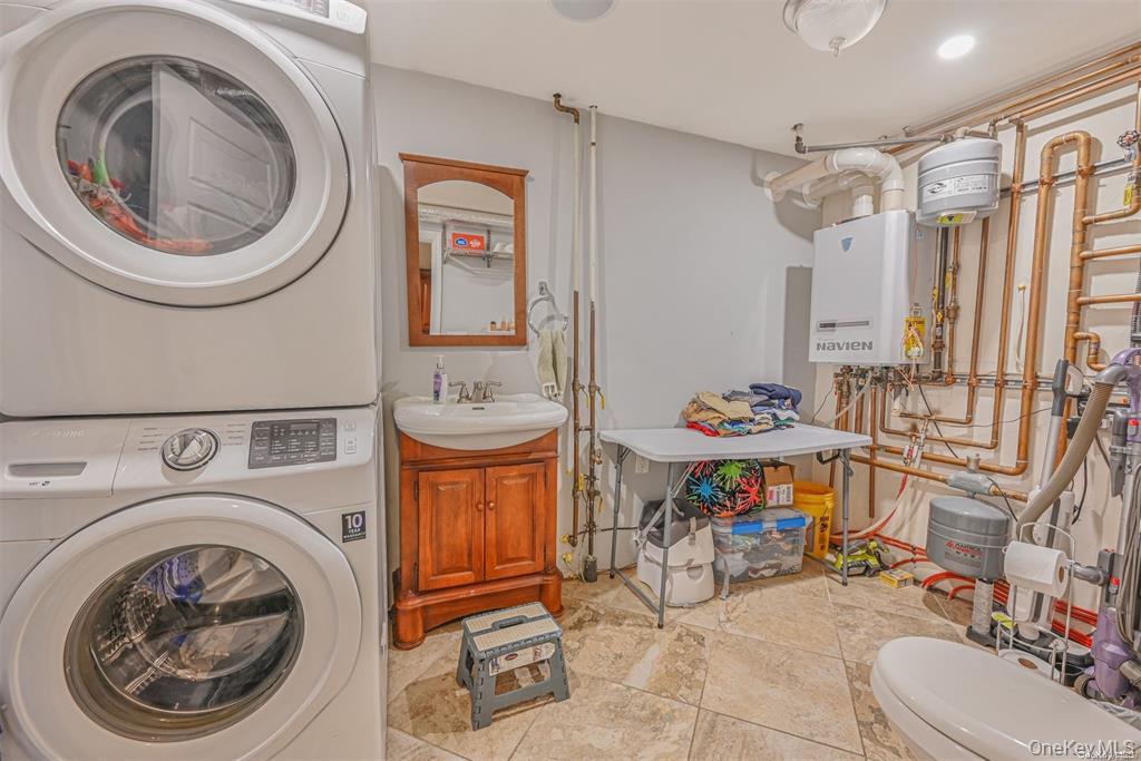 #7 photo, 45 Jervis Avenue, 东长岛 Copiague , NY 11726