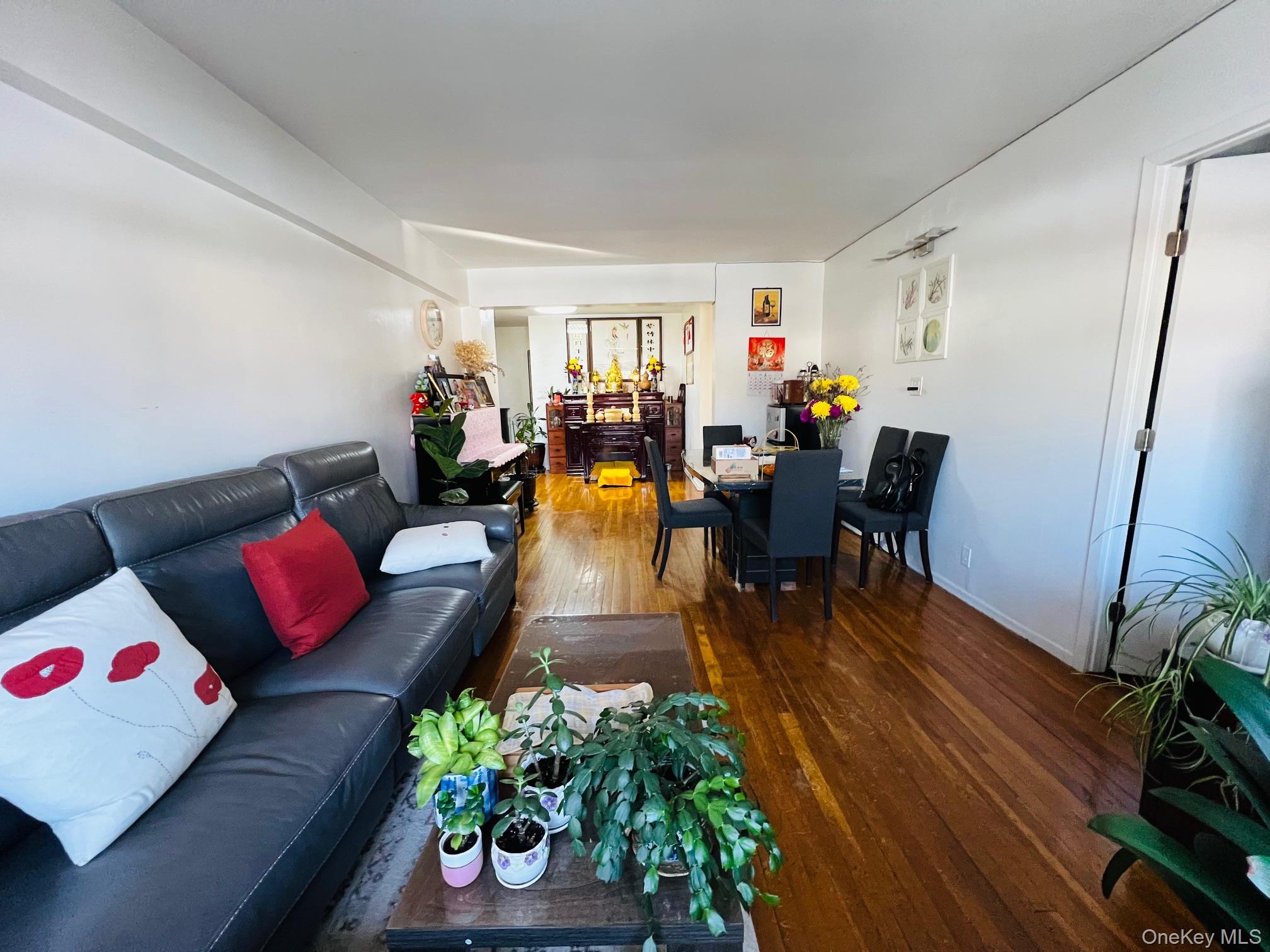 #2 photo, 80-35 Springfield Boulevard, Queens Village , NY 11427