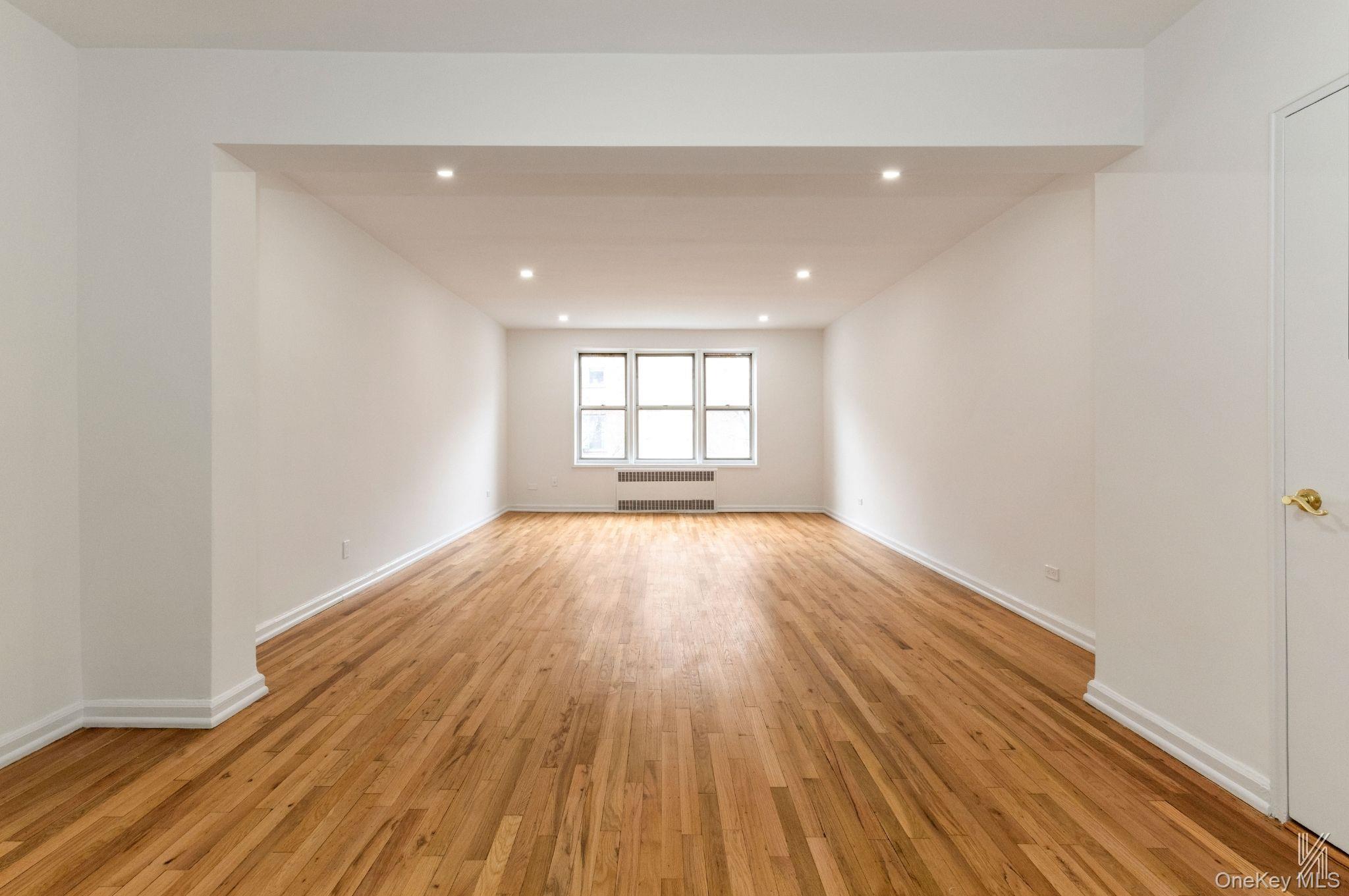 #2 photo, 79-10 34th Avenue, Jackson Heights , NY 11372