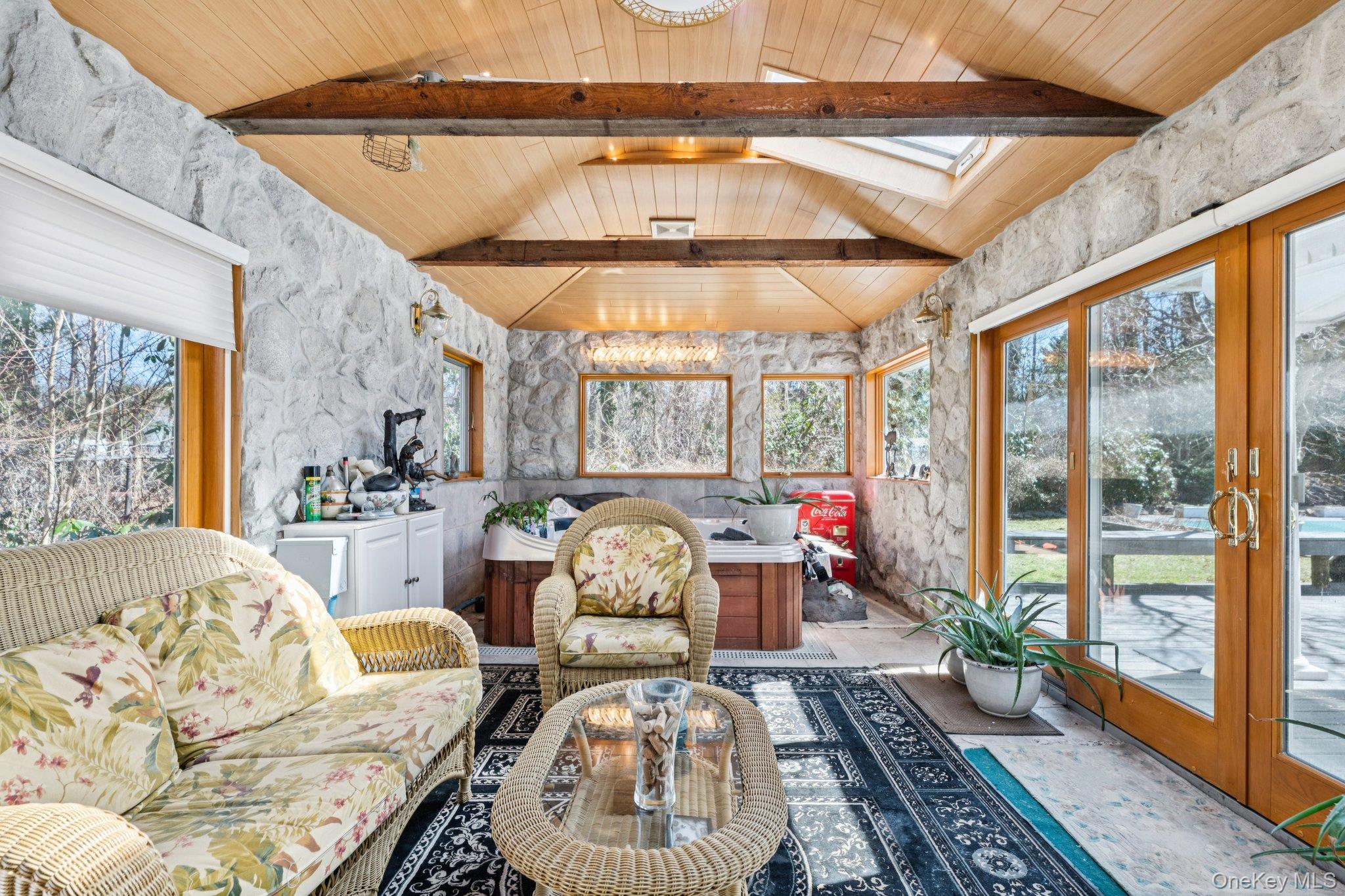 #13 photo, 2 Three Pond Road, 东长岛 Smithtown , NY 11787