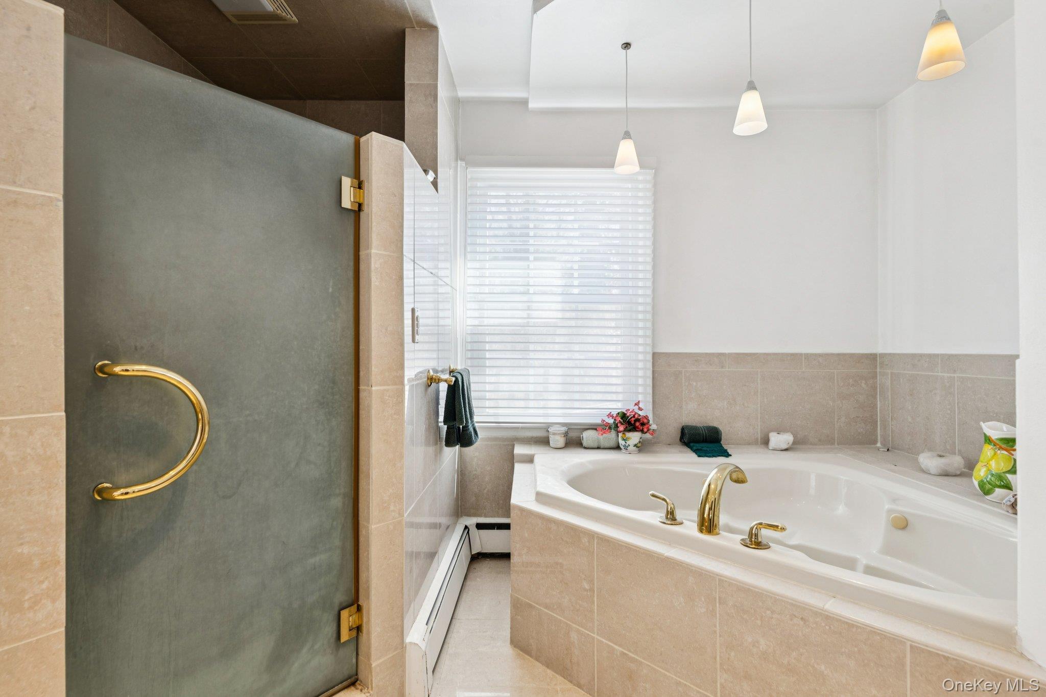 #17 photo, 2 Three Pond Road, 东长岛 Smithtown , NY 11787