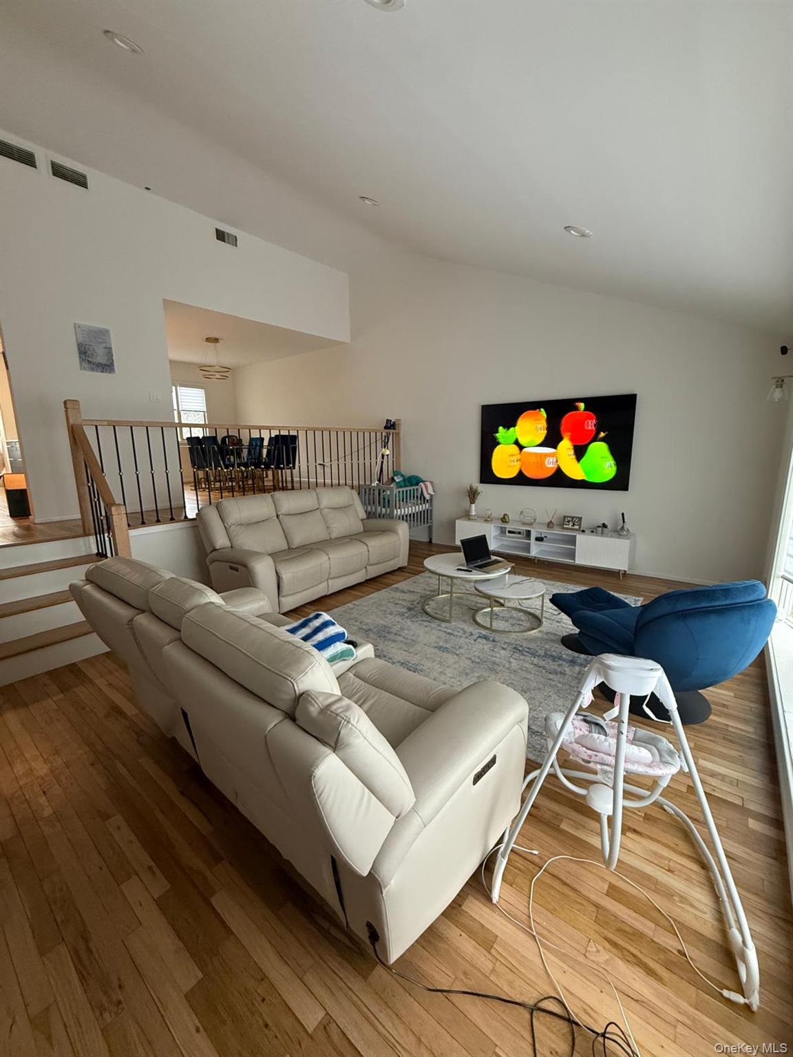 #16 photo, 23 Geoffrey Lane, ناسو Hewlett , NY 11557