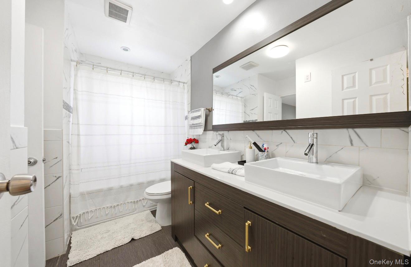 #18 photo, 38 Sutton Street, Hempstead , NY 11550