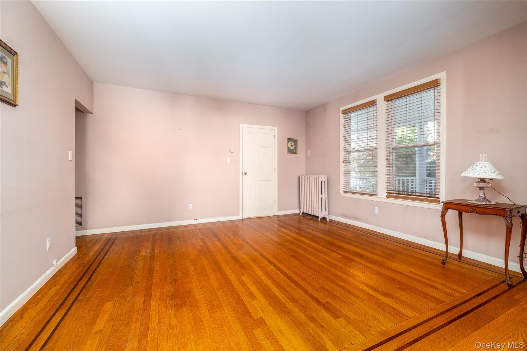 #10 photo, 76 Driscoll Avenue, 长岛 Rockville Centre , NY 11570