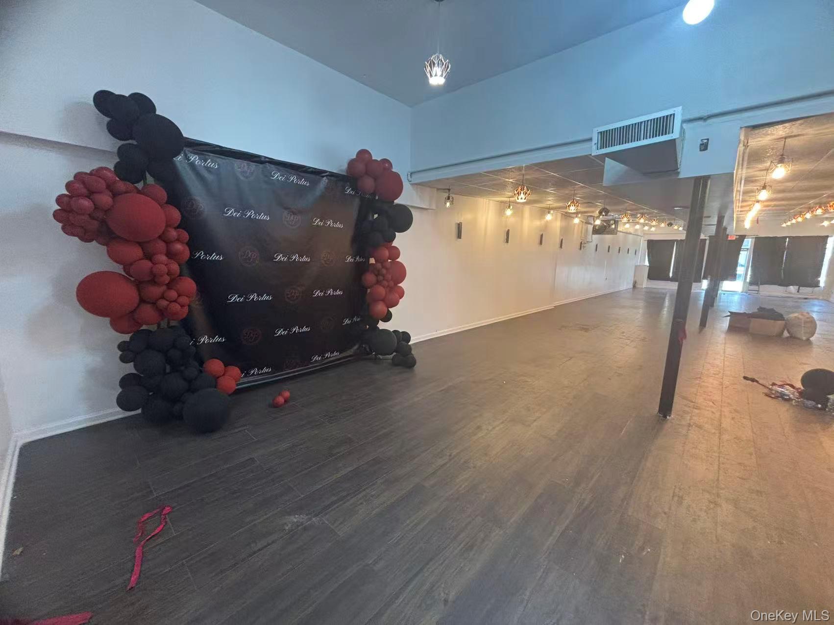 #3 photo, 205 Rockaway Avenue, 長島 Valley Stream , NY 11580