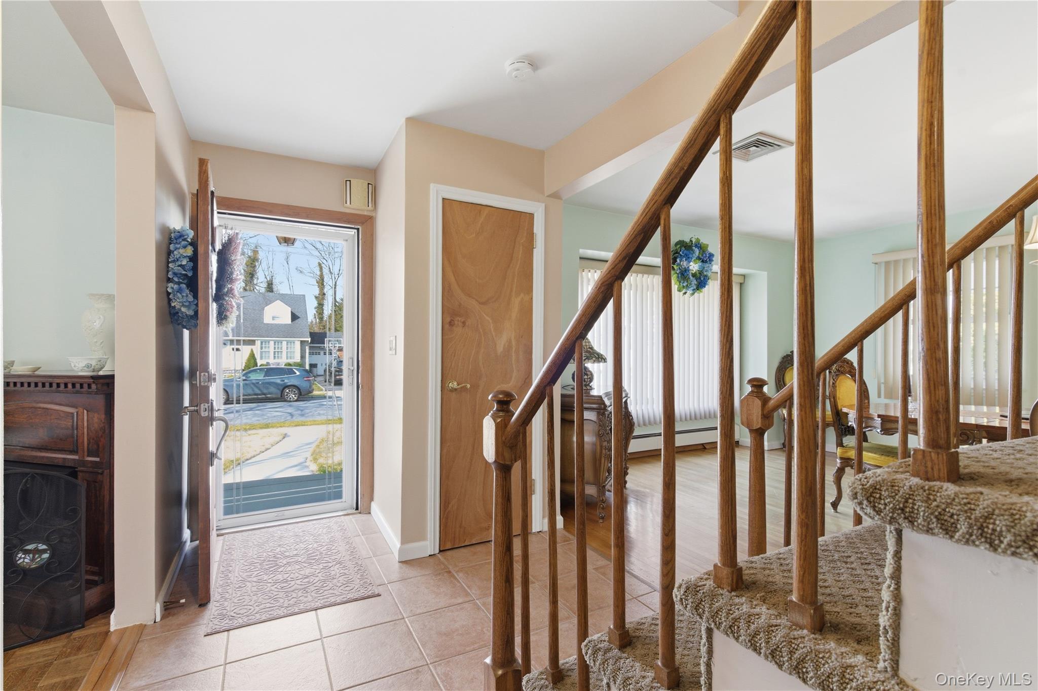 #6 photo, 119 Woodoak Drive, 長島 Westbury , NY 11590