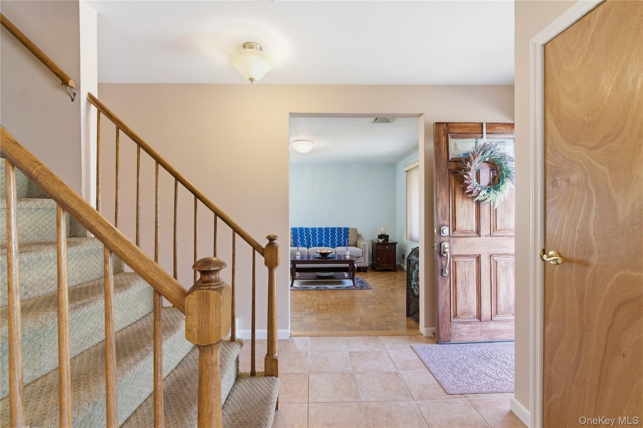 #8 photo, 119 Woodoak Drive, 長島 Westbury , NY 11590