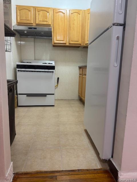 #3 photo, 83-30 Vietor Avenue, 皇后區 Elmhurst , NY 11373