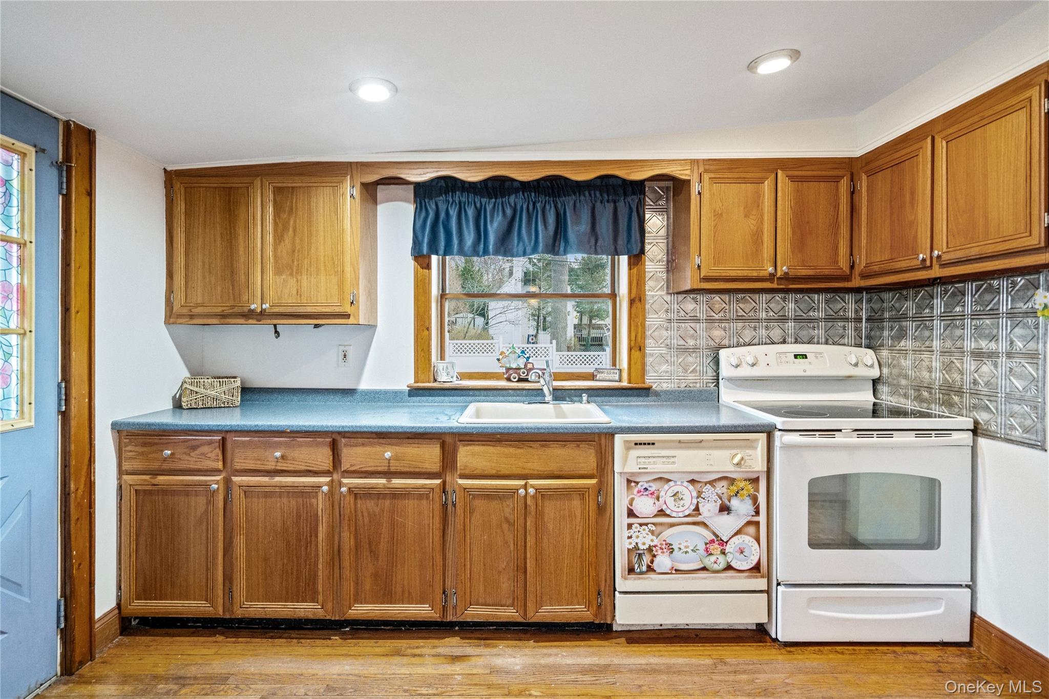 #8 photo, 105 Lookout Drive, 东长岛 Sound Beach , NY 11789