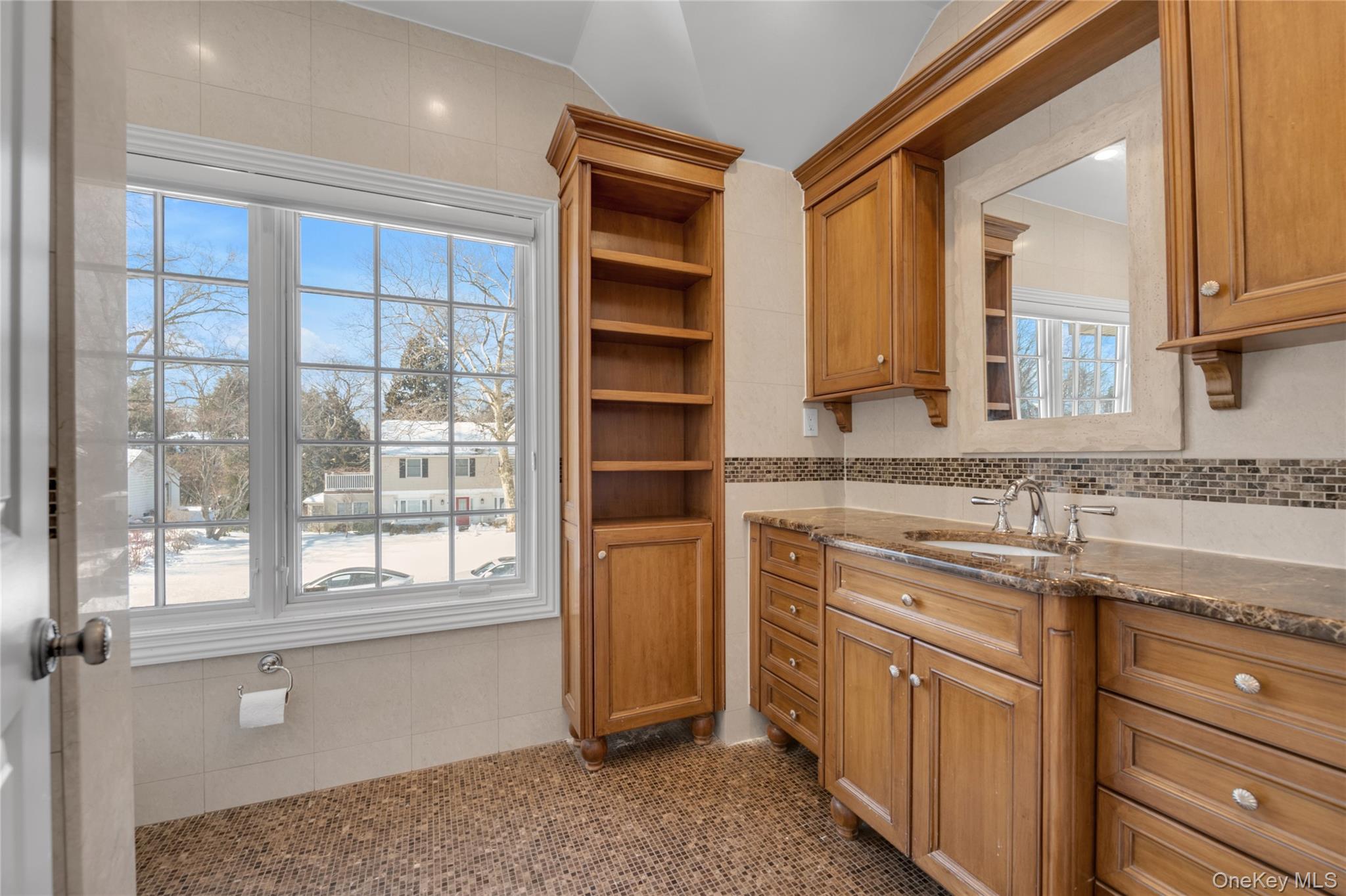 #18 photo, 5 Old Field Lane, 長島 Lake Success , NY 11020