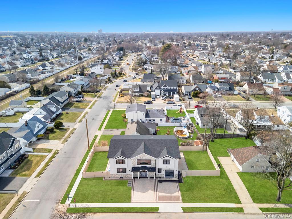 #15 photo, 36 Jupiter Lane, 长岛 Levittown , NY 11756