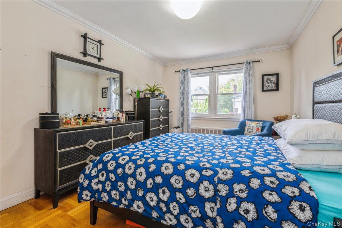 #11 photo, 20047 39th Avenue, Bayside , NY 11361