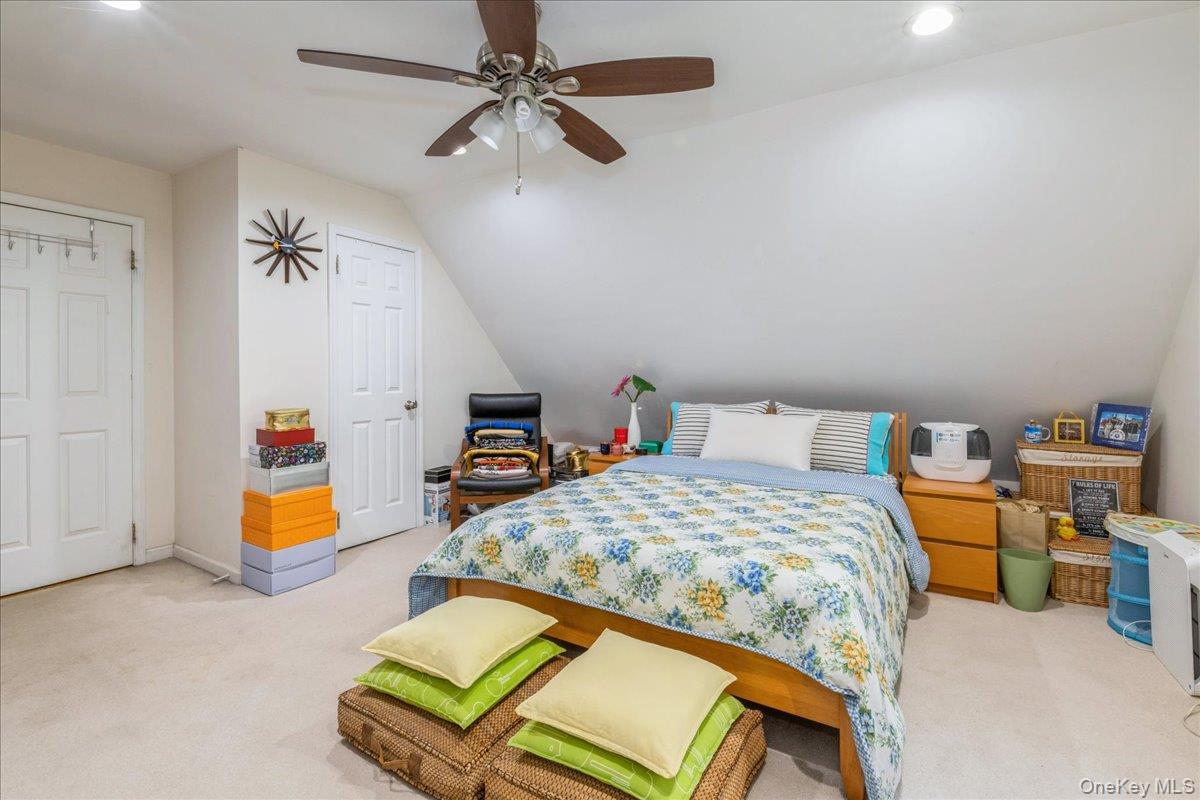 #13 photo, 20047 39th Avenue, Bayside , NY 11361