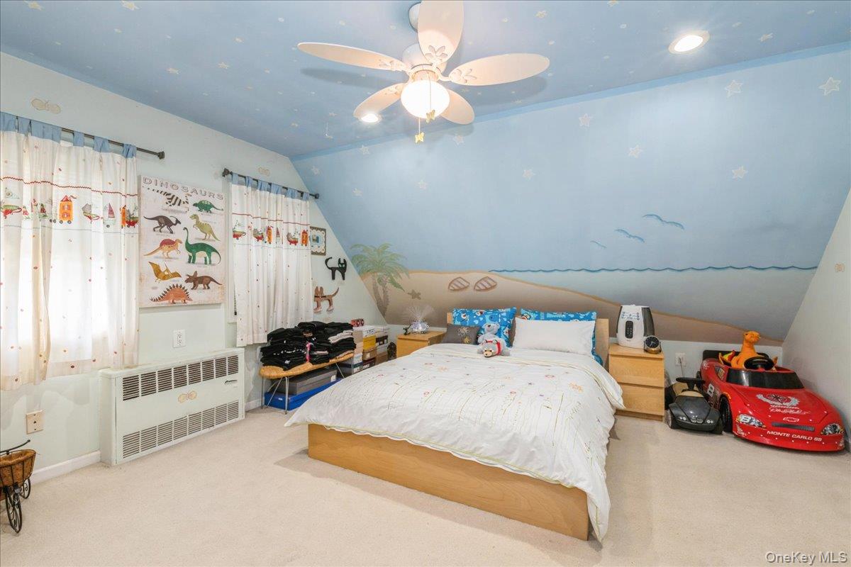 #14 photo, 20047 39th Avenue, Bayside , NY 11361