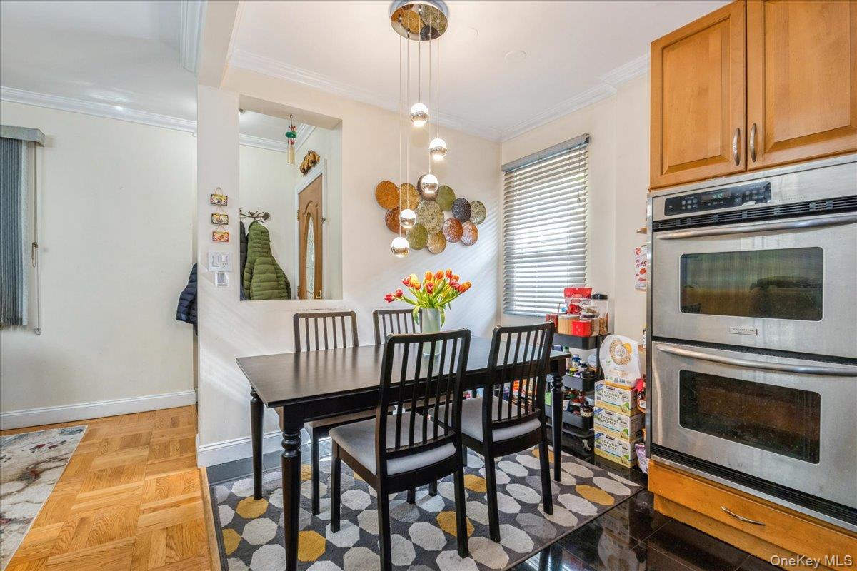 #8 photo, 20047 39th Avenue, Bayside , NY 11361