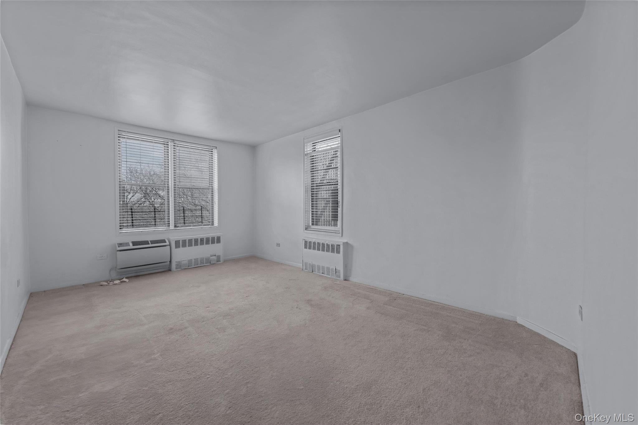 #15 photo, 43-25 Douglaston Parkway, Douglaston , NY 11363