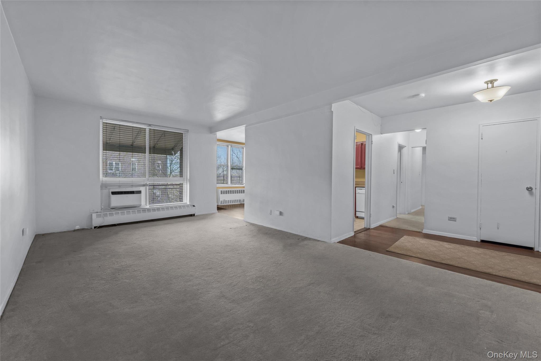 #7 photo, 43-25 Douglaston Parkway, Douglaston , NY 11363