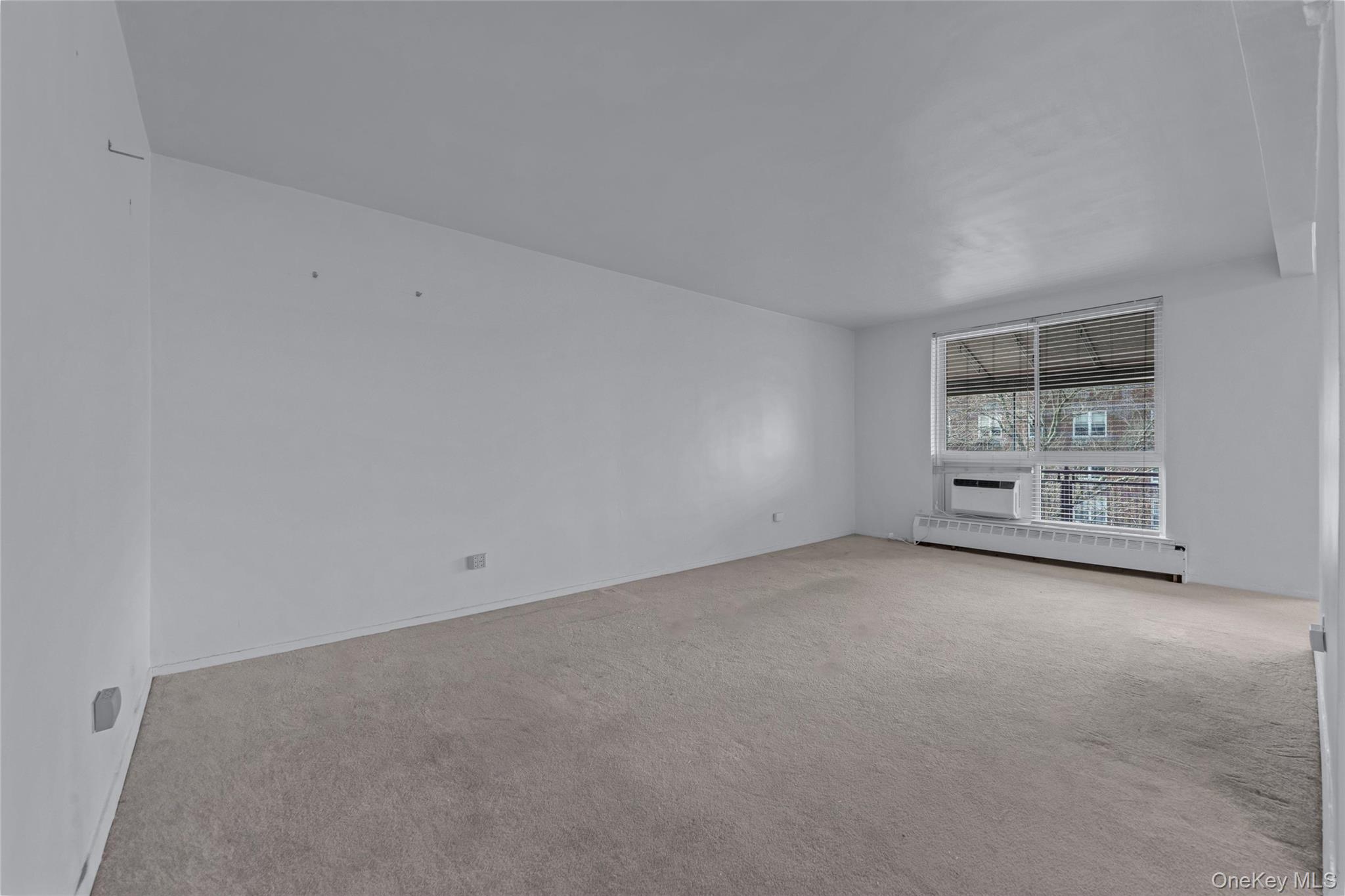 #8 photo, 43-25 Douglaston Parkway, Douglaston , NY 11363