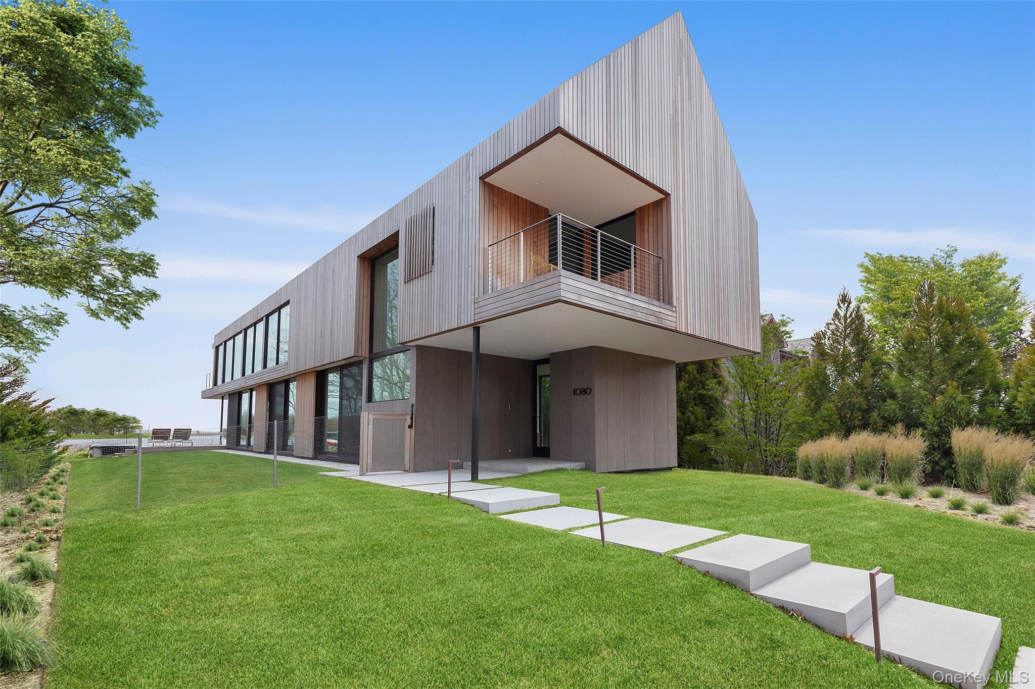 #13 photo, 1080 Springs Fireplace Road, East Hampton , NY 11937