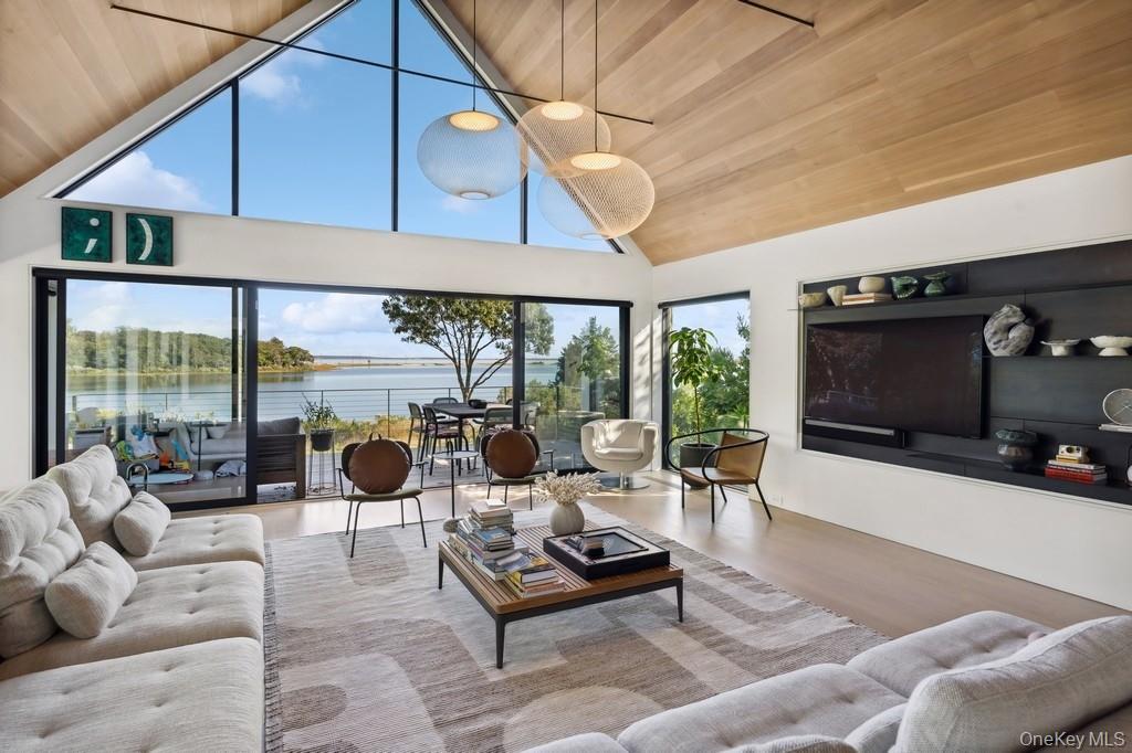 #3 photo, 1080 Springs Fireplace Road, East Hampton , NY 11937