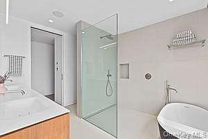 #5 photo, 1080 Springs Fireplace Road, East Hampton , NY 11937