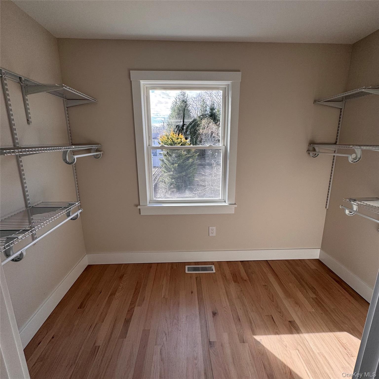 #13 photo, 91 17th Street, Wading River , NY 11792