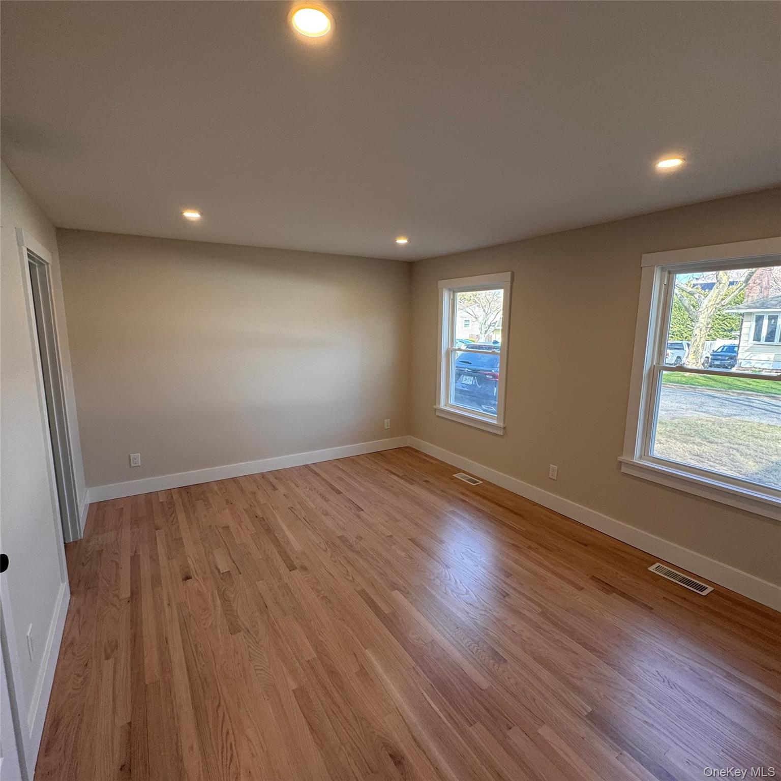 #19 photo, 91 17th Street, Wading River , NY 11792